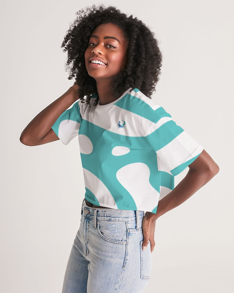 Caribbean Sky Women's All-Over Print Lounge Cropped Tee